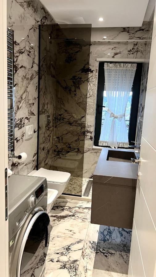 Zeus Tirana Suite Deluxe Exterior foto
